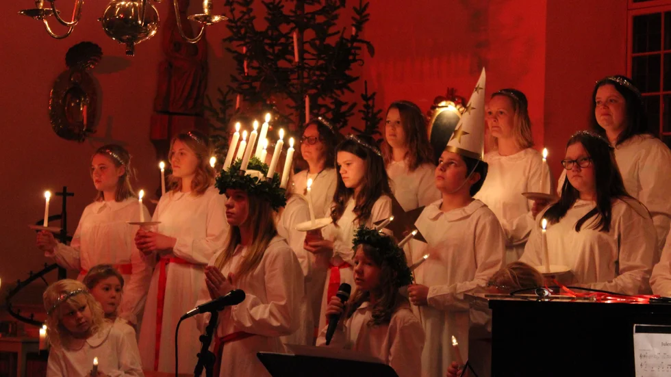 Luciakören bestod av omkrign 20 personer och alla med anknytning till södra Kinda.