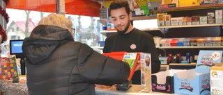 Hassan har koll på både prylarna och pratet