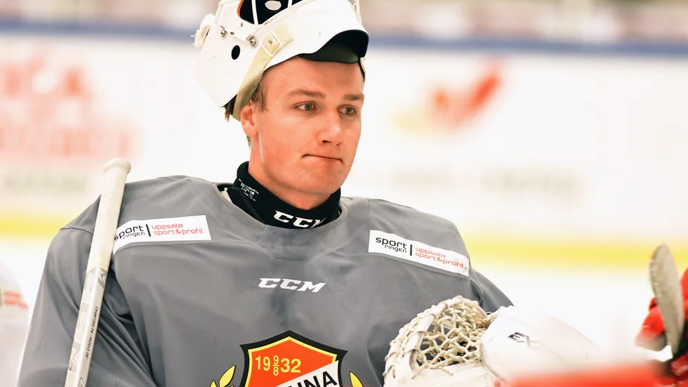 Jesper Eliasson har stått i tio matcher med Almtuna denna säsong och har en räddningsprocent på 90,38.