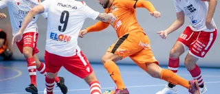 Kryss och dramatik i heta prestigemötet