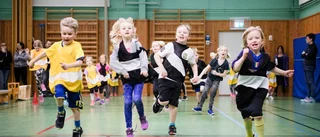 Barn får leka idrottslekar på Supersportis