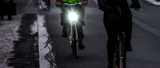 Bara en liten del av cyklisterna har lyse