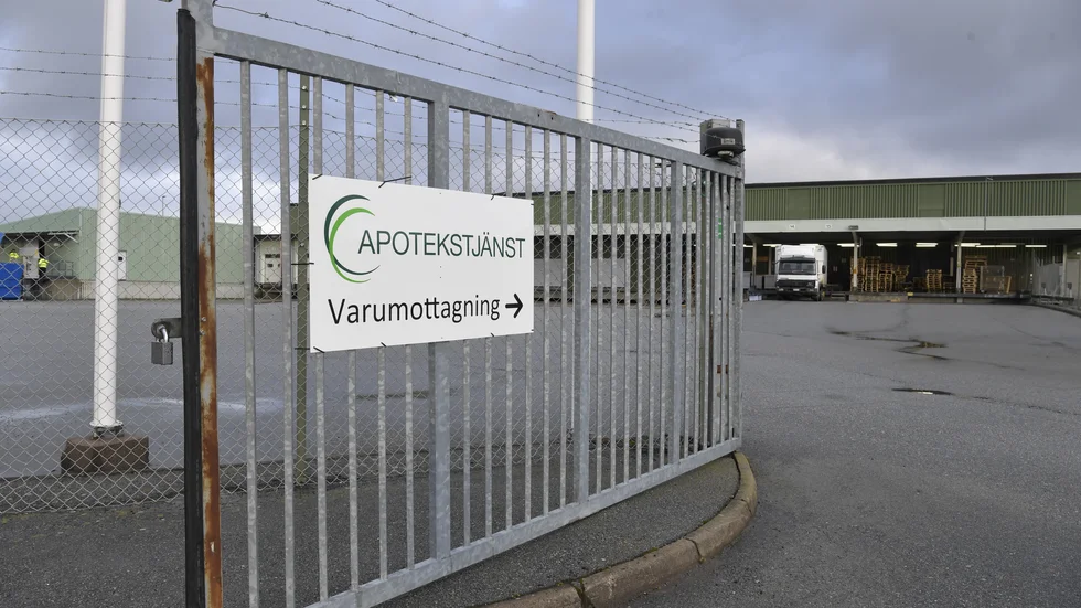 När Apotekstjänst inte kunde leverera borde det räknas som att avtalet är brutet, skriver Hans Johansson.