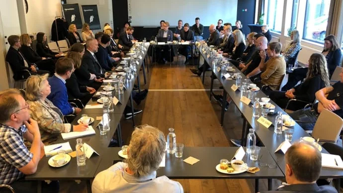 Ett 50-tal personer deltog på mötet anordnat av Destination Sigtuna. Representanter från hotell, restauranger, butiker och eventarrangörer träffade Sigtuna kommun, Visita och Svenskt Näringsliv. 
