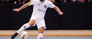Dribbla United värvar från Öster