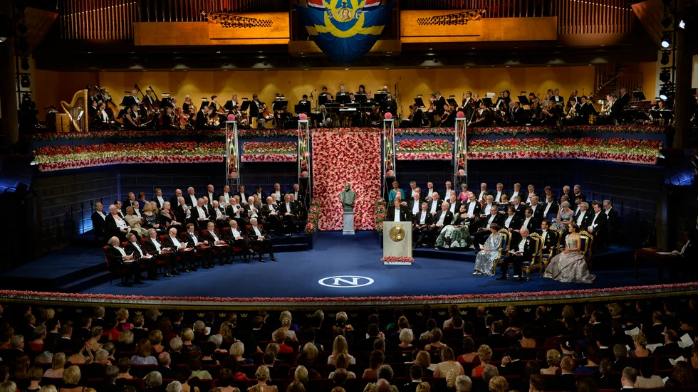 På grund av krisen i Svenska Akademien delades inget litteraturpris ut hösten 2018. I stället har man beslutat att i år dela ut två pris, varav ett för 2018. Bilden är från utdelningen av Nobelpriset i litteratur 2016, som då gick till Bob Dylan. 