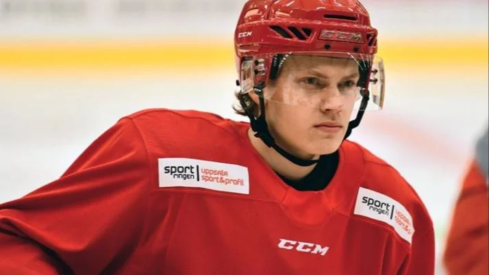 Tobias Åhström gjorde mål redan i sin andra match i Almtunatröjan.