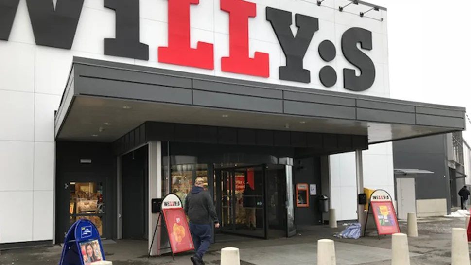 Under natten till måndagen gick inbrottslarmet igång på Willys i Solberga köpcentrum.