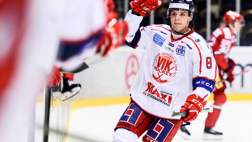 Tony Pappila spelade i Västerviks IK säsongen 2017/2018.
