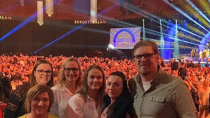 Friskolan Karlavagnen fick inte pris som årets peppare under Idrottsgalan. Men skolans representanter var ändå glada och berättade om en härlig stämning i Globen.