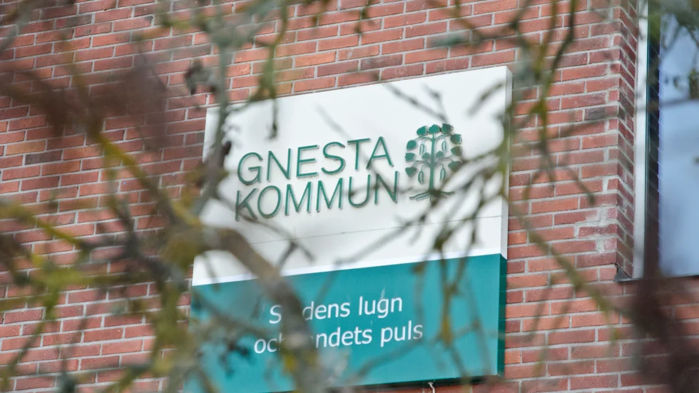 Blotta misstanken, som framförts av facket, att kommunen hellre gör sig av med erfaren personal än tar itu med arbetsmiljöproblem är oerhört allvarlig, skriver Lena Staaf (V), Per Bjärklund (V) och Jannika Häggström (V).