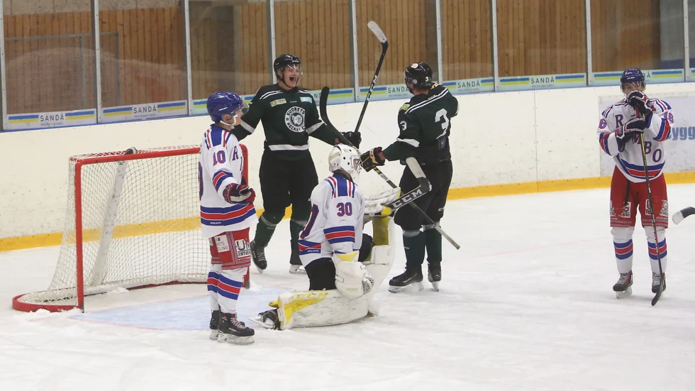 Sudret föll i sista matchen mot Nynäshamn borta med 3-7 i fortsättningstvåan.