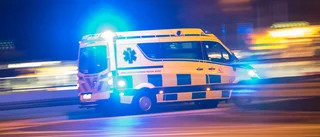 Tre personer till sjukhus efter olycka