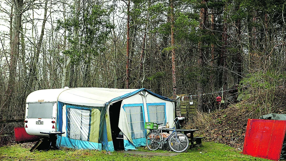 "Det är min absoluta uppfattning att socialtjänsten Gotland vill slingra sig från att befatta sig med innebörden av den orosanmälan jag syftade till".