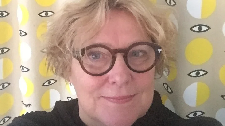 Johanna Uddén får Bror Ejves stipendium.
