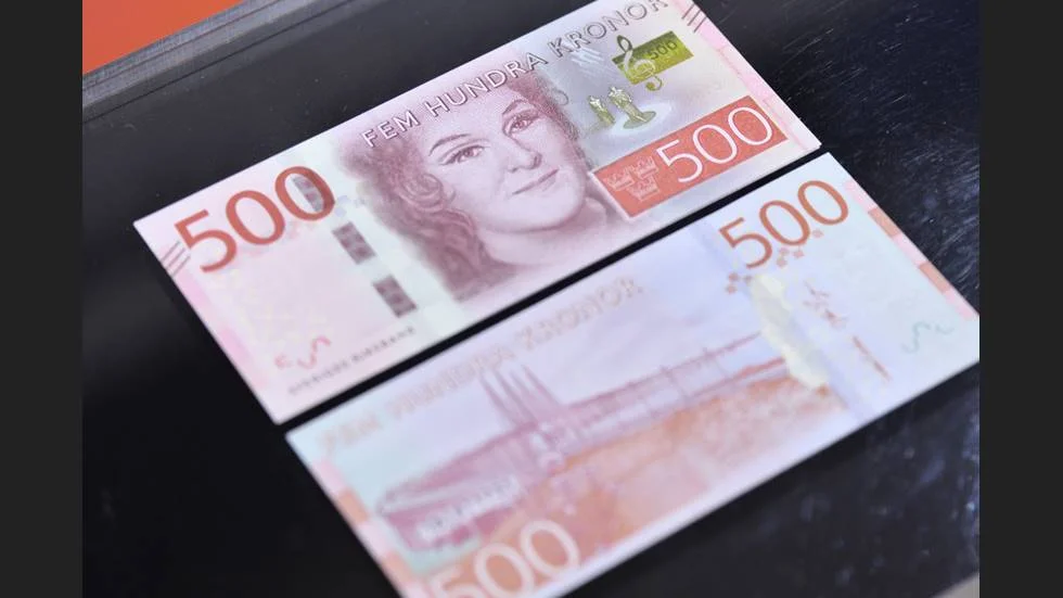 Polisen i Eskilstuna varnar nu för att falska 500-sedlar är i omlopp i Eskilstuna.