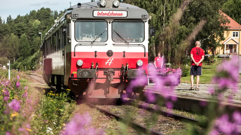Persontrafiken efter inlandsbanan ställs in i sommar. 