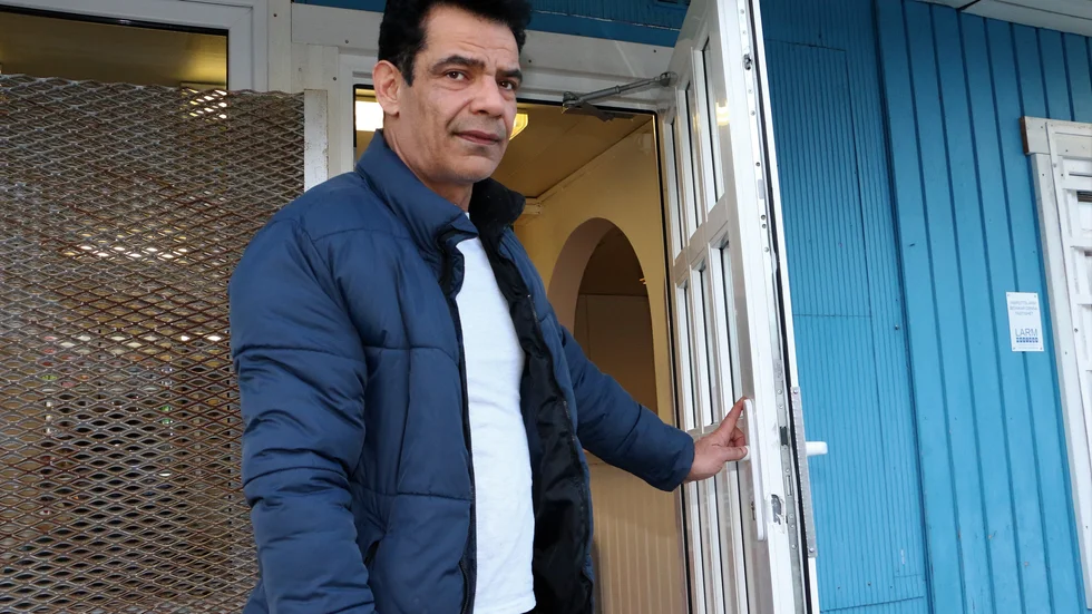 "Förövaren eller om de var fler bröt upp dörren", säger Amin Jamehdar.