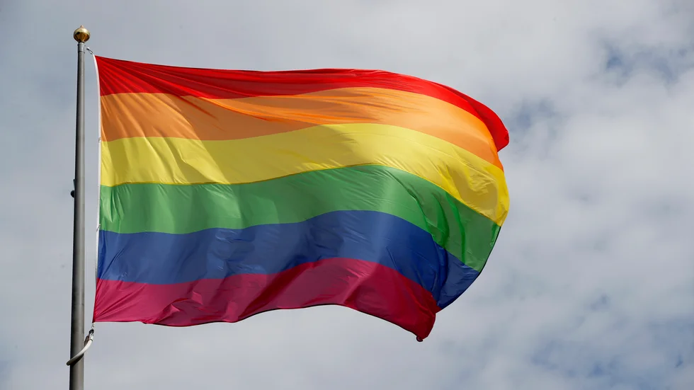 Yttrandefriheten är oerhört viktig att värna och det ska vara fullt tillåtet att både från predikstolen och på Sergels torg argumentera mot aborter, Pridetåget eller för den delen mot islam. Men att bränna heliga skrifter eller en prideflagga handlar om något helt annat.