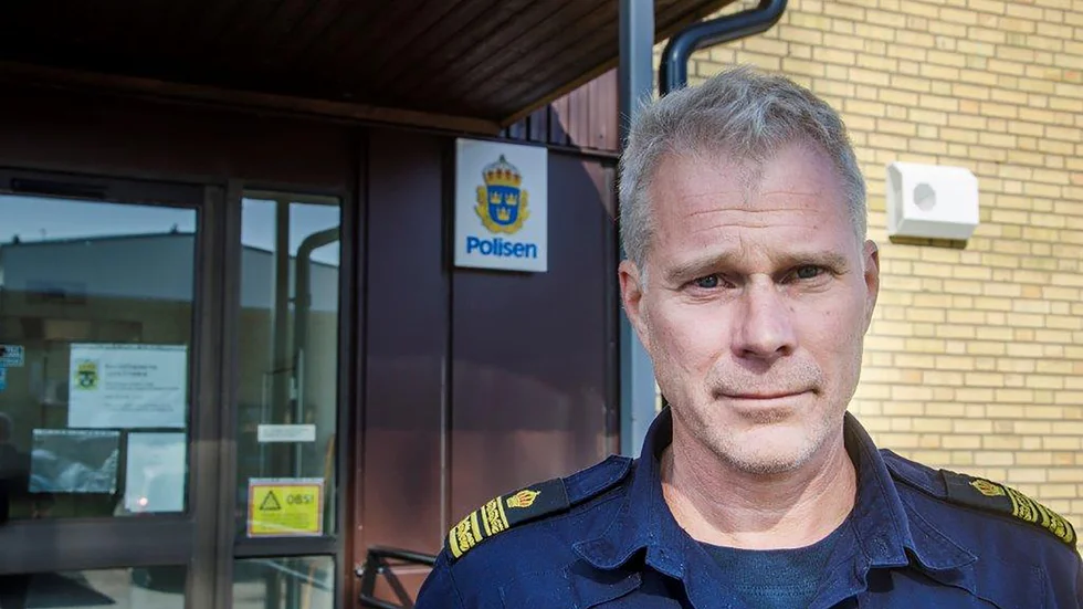 Lars Öberg, chef lokalpolisområde östra Norrbotten, vill inte kommentera om de har någon misstänkt men säger att de söker vittnen till händelsen.