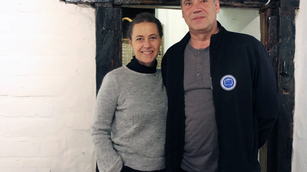 Ylva och Peter Hermansson öppnar inom kort Galleri Kosmos på Storgatan i Vadstena.