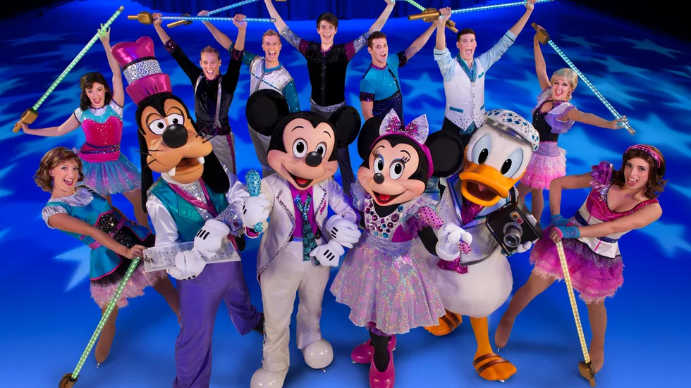 Uppsalaföretaget WOC Marketing har skrivit på ett nytt avtal om att sköta marknadsföringen och försäljningen av arenashowerna Disney On Ice och Monster Jam i Sverige.