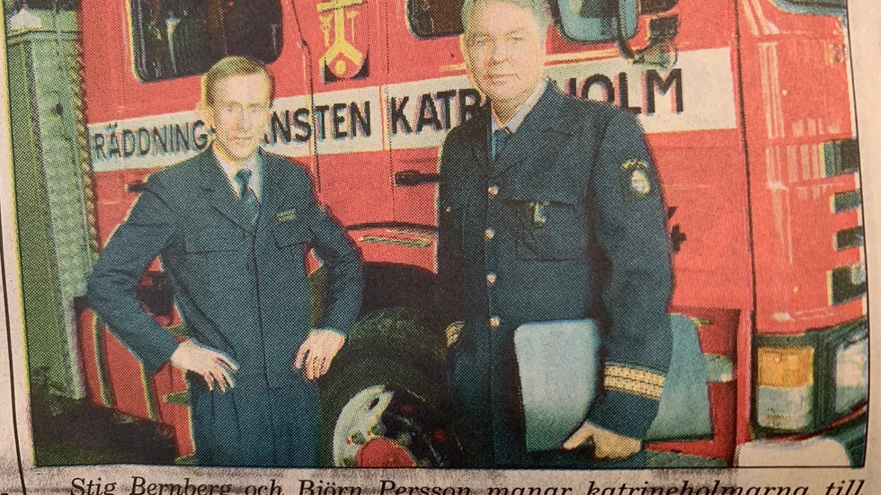 Ställföreträdande räddningschef Stig Bernberg och kommissarie Björn Persson manar katrineholmarna att tipsa polisen om iakttagelser som kan sättas i samband med pyromandåden.
