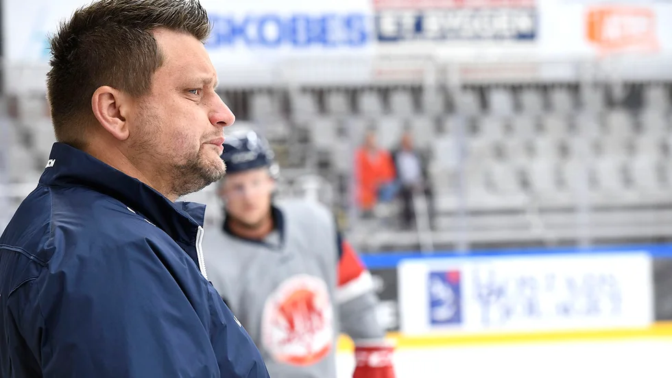 Mattias Karlin upplever sin resultatmässigt tuffaste tid som VIK-tränare.