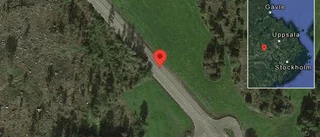 Personbil stillastående på väg 70