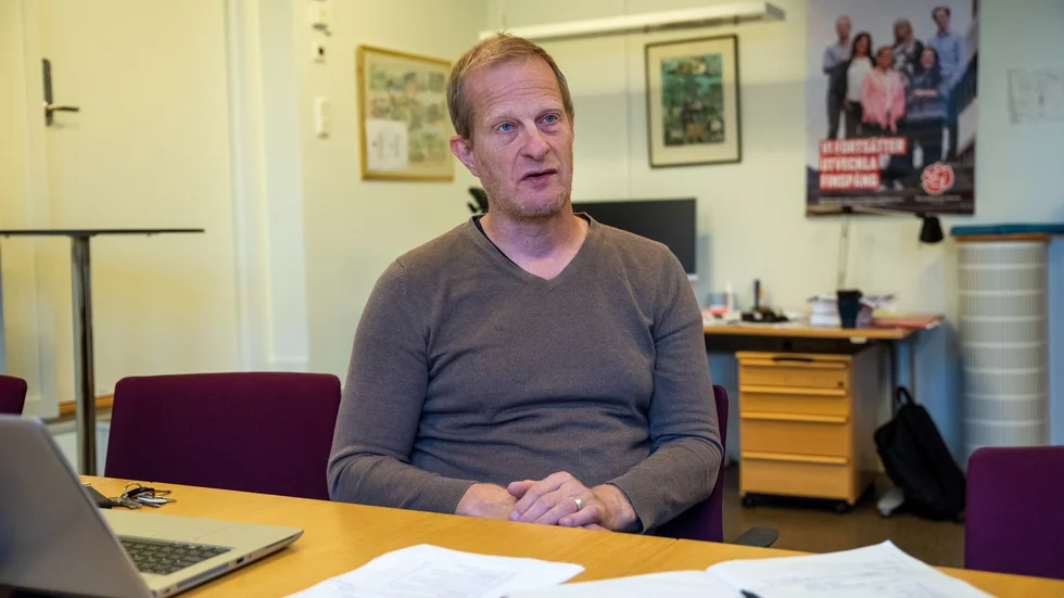  "De pengarna ska täcka hallhyra någon annanstans än i Finspång och bussresorna dit och hem med buss", säger Mats Annerfeldt (S), kommunstyrelsens ordförande.