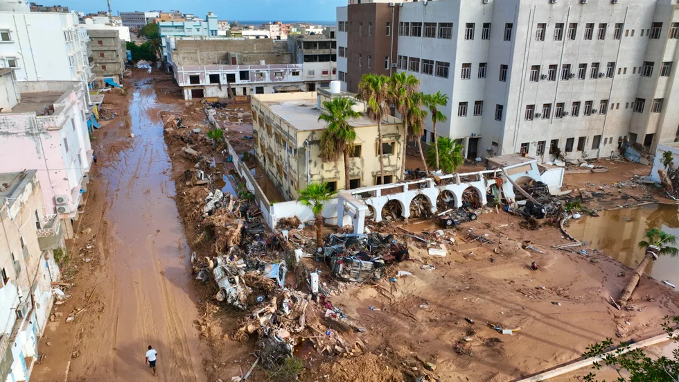 Den libyska staden Darnah efter att skyfallen dragit fram.