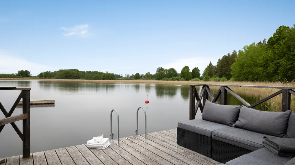 Möjligheten till boende eller fritidshus till rimligt pris i attraktiva lägen skulle vara en viktig konkurrensfördel och hjälpa landsbygden att utvecklas, skriver Sverigedemokraterna.