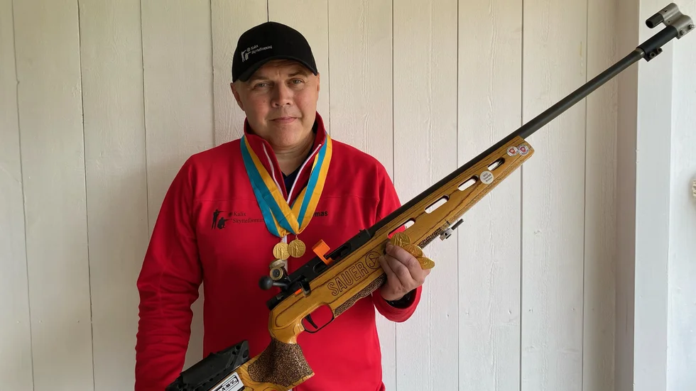 Tomas Lindblom, Kalix Skytteförening, vann fem guld vid SM i kortbaneskytte i Ramsele.
