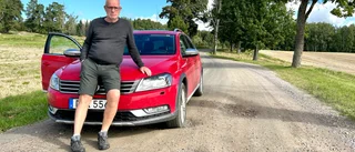 Usla grusvägen förstör bilar: "Nu får det vara nog"