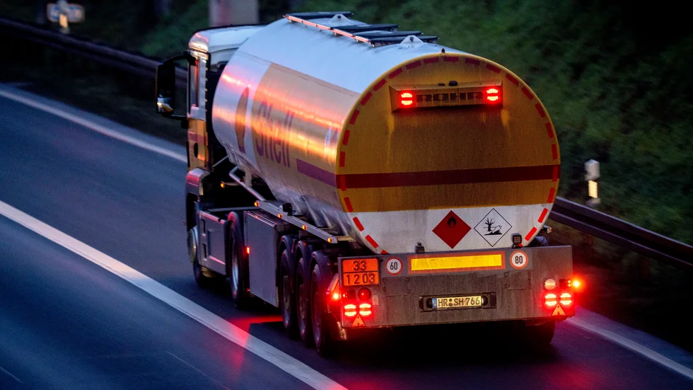 Tillfälligt strypta diesel- och bensinleveranser från Ryssland. Arkivbild
