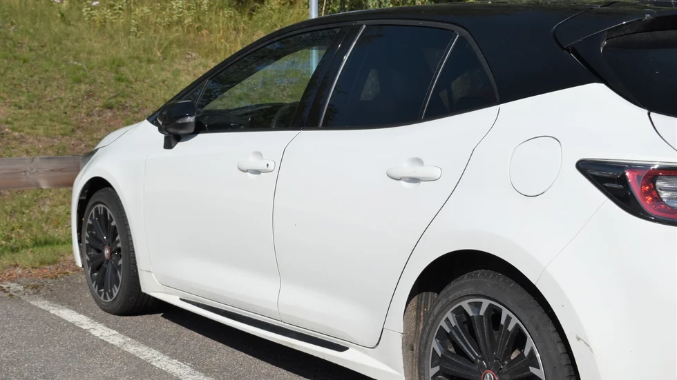 Bilen på bilden är inte den bil som fallet rör. 