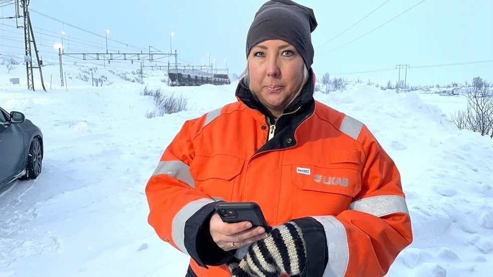 Caroline Wiss, vd LKAB Malmtrafik på platsen för urspårningen.