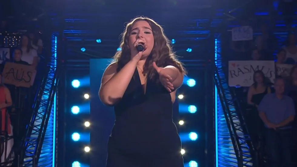 Uppsalatjejen Louisa Hoxha gick vidare i TV4:s Idol på fredagskvällen. Tidigare i tävlingen gjorde hon en version av Christina Aguileras ballad "Hurt". 