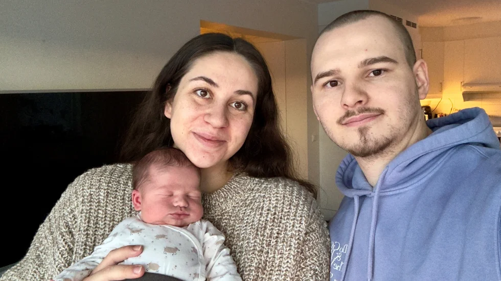 På nyårsdagens morgon blev Amanda Mäki och Pontus Karlsson från Gällivare föräldrar för första gången. Bilden med sonen Ebbot togs när han var en vecka gammal.