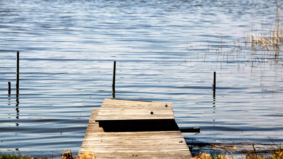 Först gavs dispens för bygge nära stranden. Nu har dispensen rivits upp. OBS genrebild
