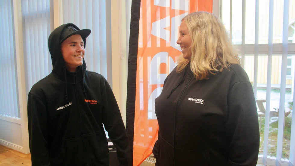 Liam Lundenor och Carina Berggren representerade Praktiska Gymnasiet i Skellefteå.

