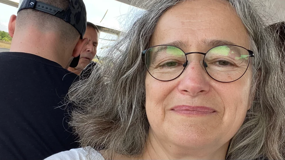 Anna-Maria Sandström utsattes för taxibedrägeri.Nu vill hon varna andra. 