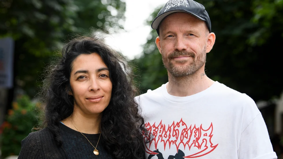 Negar Naseh och David Sandström från Uppsala skrev "En bondes död” som nu får Deckarakademins debutantpris.