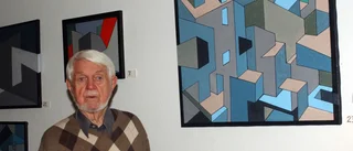 91-årige Olle ställde ut nyproducerad konst