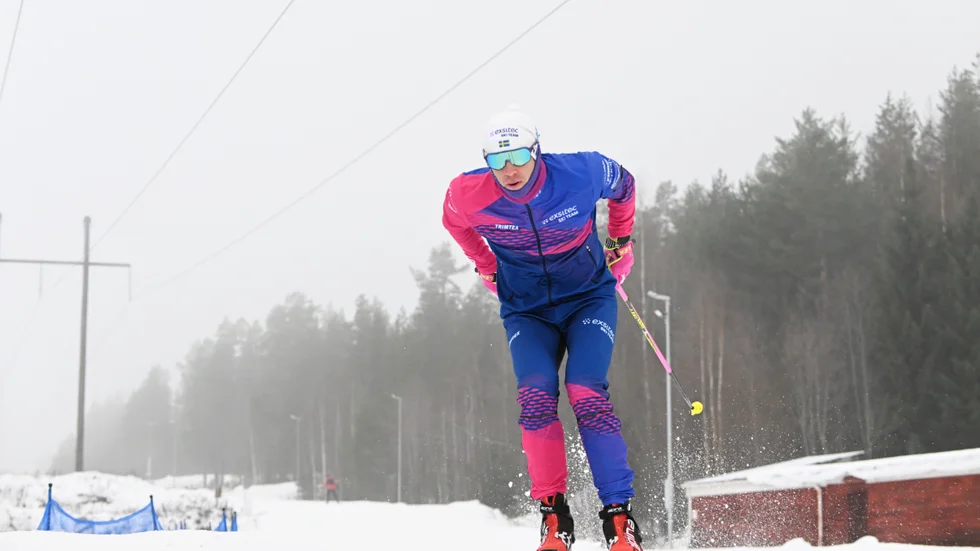 Klas Nilsson visste redan innan att han ville fortsätta åka en säsong till – nu blir det två i Exsitec ski team.