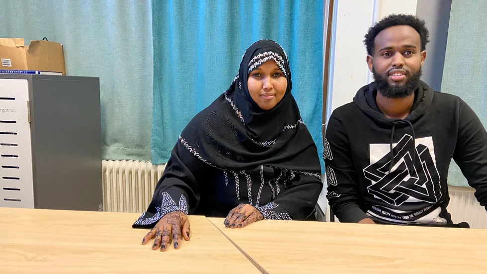 Hodan Momin och Arafat Makal hoppas på en förändring som gör att fler somalier känner sig välkomna till mötesplatsen Fröet. "Det har varit en väldigt viktig träffpunkt för oss, många har ju inget annat socialt liv", säger Hodan Momin.