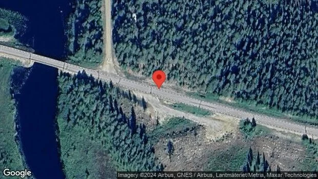Stopp på grund av brinnande fordon på väg 373