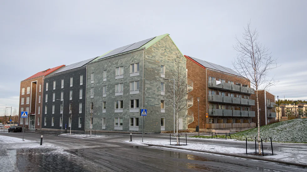 Krondalsvägen 64 och 66 är modulhus från Malaysia som byggdes 2021.
