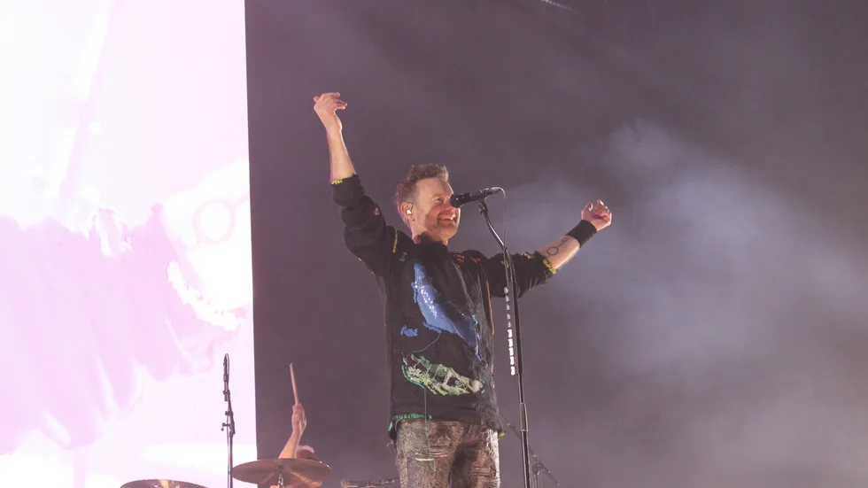 Nyfiken på vilka låtar som spelades på första konserten? Vi har svaret.