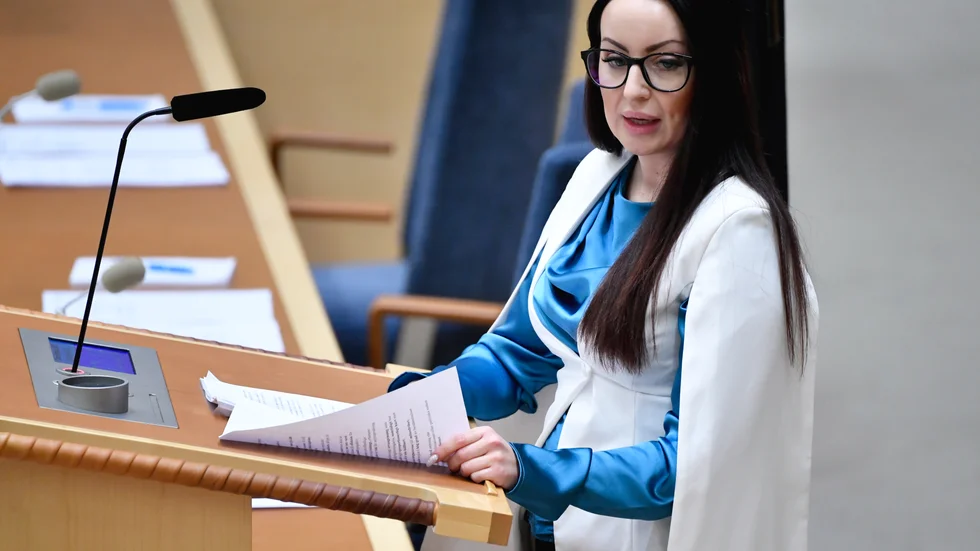 
Riksdagsledamoten Clara Aranda (SD) skriver tillsammans med Cristopher Jarnvall, gruppledare för SD i Norrköping och justitieutskottets ordförande Richard Jomshof  (SD) om ökad kameraövervakning och dess betydelse för brottsbekämpningen i samhället. 
